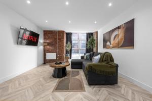 Stunning Victorian Mill with Free Parking