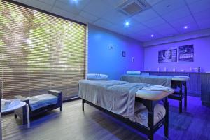 Hotels Relais De La Malmaison Paris Rueil Hotel-Spa : Suite Junior avec Accès au Spa et Soins de Beauté