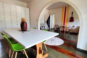 A2R ACOMODAÇÕES - Apto criativo no centro da cidade-1 a 6 Hóspedes