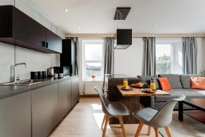 1BR Apartment - Sleeps 4 - Torquay