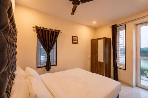 Aafiya lakeview Apartments