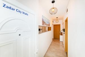 Studio and 2 rooms Zadar City Walls