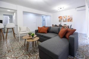En Corts by Concept Flats