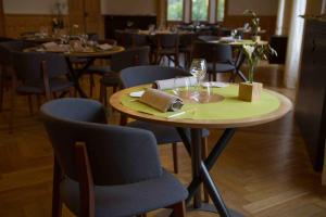 Hotels Eclosion Chateau Hotel & Restaurant : photos des chambres