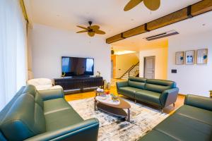 ELIVAAS The Kanota Retreat 4 BHK Villa Near Kanota Dam With Pvt Pool & Hill Views