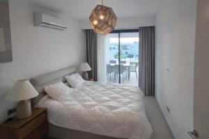 Modern Apartment with Jacuzzi & Pool in Mykonos Homes Resort, Northern Cyprus
