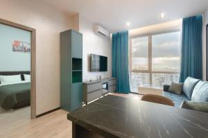 12-131a in RC Yaroslaviv Grad , Bulvarno-Kudriavska 17,Petrovdom Apartments
