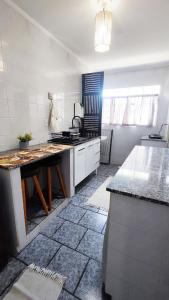 A2R ACOMODAÇÕES - Estúdio térreo no centro