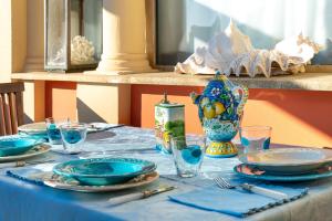 JOIVY Charming 2-Bedroom Apartment with Sea View Terrace in Portofino img17