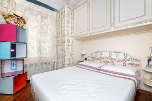 JOIVY Charming 2-Bedroom Apartment with Sea View Terrace in Portofino