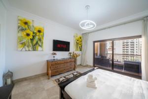 Luxury Fairmont Palm - Beach Access & Sea View