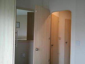 Golden Sands Super 35 8 Berth Access to the beach FREE WIFI
