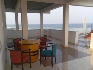 Uthandi beach front