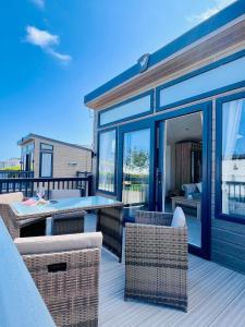 Etna Laurel at The Peaceful Cherry Lea Holiday Park and Fishing Lake Skegness