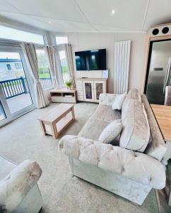 Etna Laurel at The Peaceful Cherry Lea Holiday Park and Fishing Lake Skegness