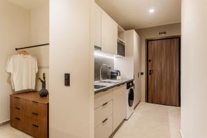 Emper by Zoia Living