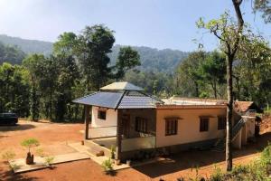 Adis Home - Private Villa With Private Stream in Kalasa