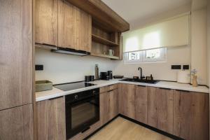 Coastal Charm by Neuvel