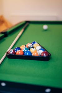 Rosebank House - 12 Guests, 6 Ensuite Bedrooms, EV point, Games Rooms, Wood Burner, Pet Friendly!
