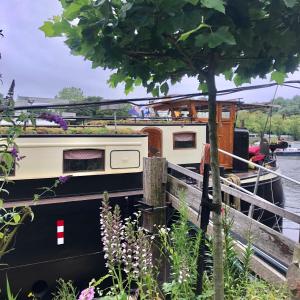 Houseboat Tante Piet