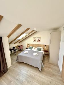 Cloud9 Airport Suites