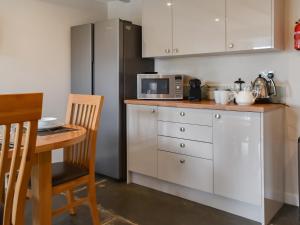 Uk47758 - Horseshoe Cottage