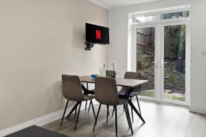 Cosy 2 Bed-4 guests-Garden-Parking&WiFi