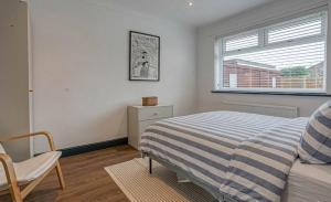 The Stowaway - Coastal Bungalow - Crabpot Cottages Hunstanton