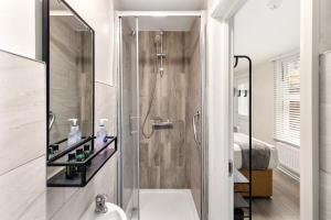 Glimmering Comfort Spacious Studio