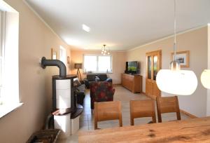 Ferienhaus in Strandnähe mit Kamin und W-Lan