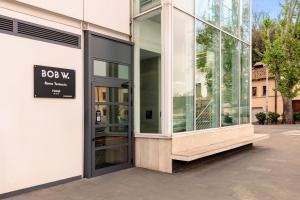 Bob W Rome Testaccio