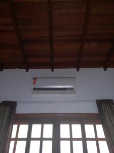 chalé Jasmim -Casa na mata