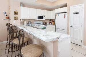 Summerwind West 1003