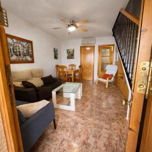 Casa familiar de 4 dormitorios en Los Narejos