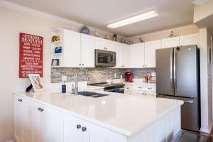 Fenimore Mill 10C, Marina Boat Slip, PoolHot Tub!