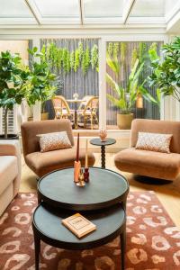 Loft rare avec patio chic - Tour Eiffel