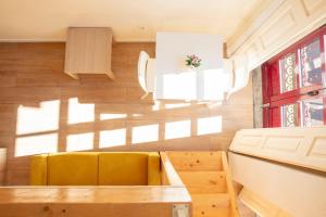 Close to Everything Your Oporto Yellow PRM 1F