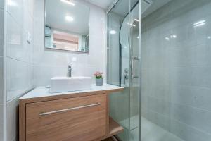 Close to Everything Your Oporto Yellow PRM 1F