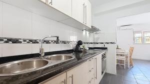 Villa Almirante Torrecilla by South Costa