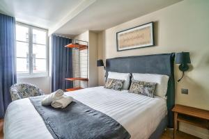 UrbanFlat 134 - Grand Appartement en plein centre de Paris