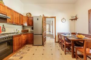 GuestHost - Al Corbezzolo Villa with Parking img8