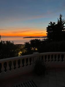 Majesteuse et Luxieuse Villa à 5 minutes de Monaco
