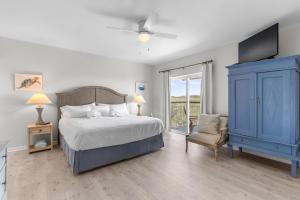 Golf, Sand & Sun: 3 Bedroom on the 4th Floor