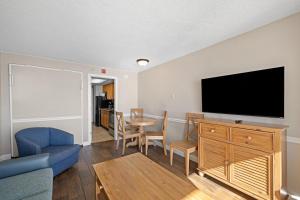 Roomy Oceanfront Ste Includes Breakfast 15th Flr