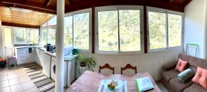 Green Valley Cruzinhas House with Fireplace & BBQ