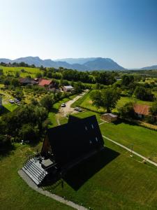 Vino Chalets Bran