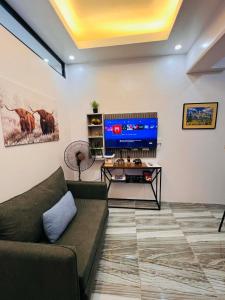 Bears Den Cozy 1BR with balcony facing city and amenity near Mactan Airport