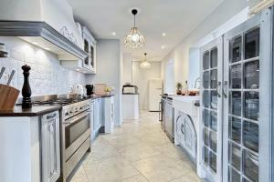 Charming Villa with Private Pool in Valbonne French Riviera
