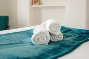 Bright 2BR Home with Private Patio