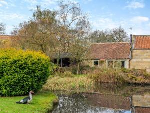 1 Bed in Chop Gate oc-93101